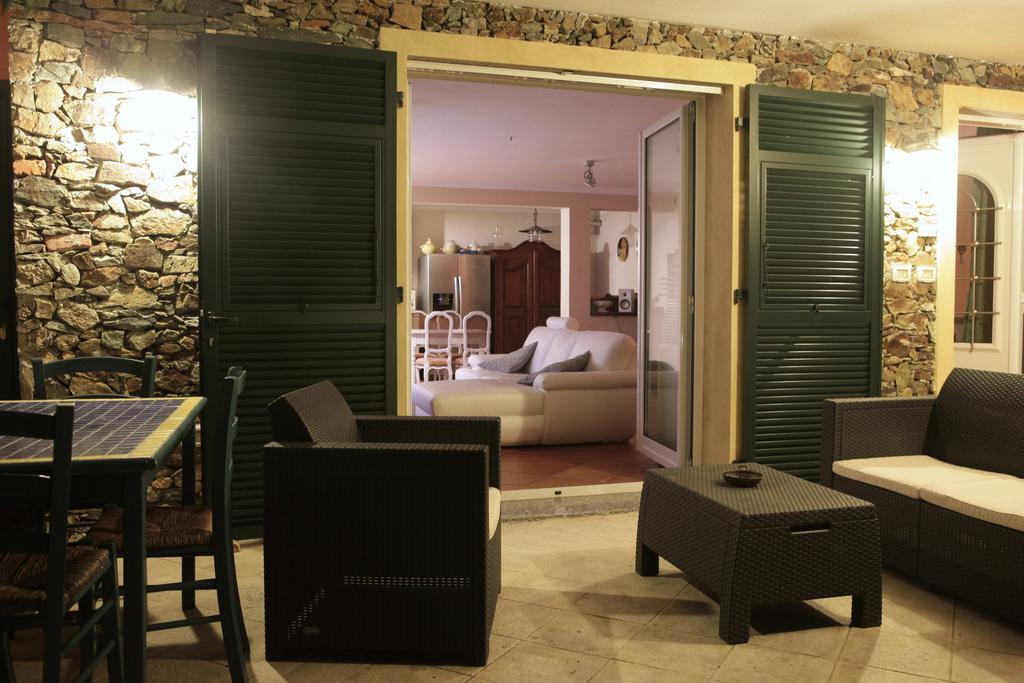 Villa Claudia Quiliano Bilik gambar