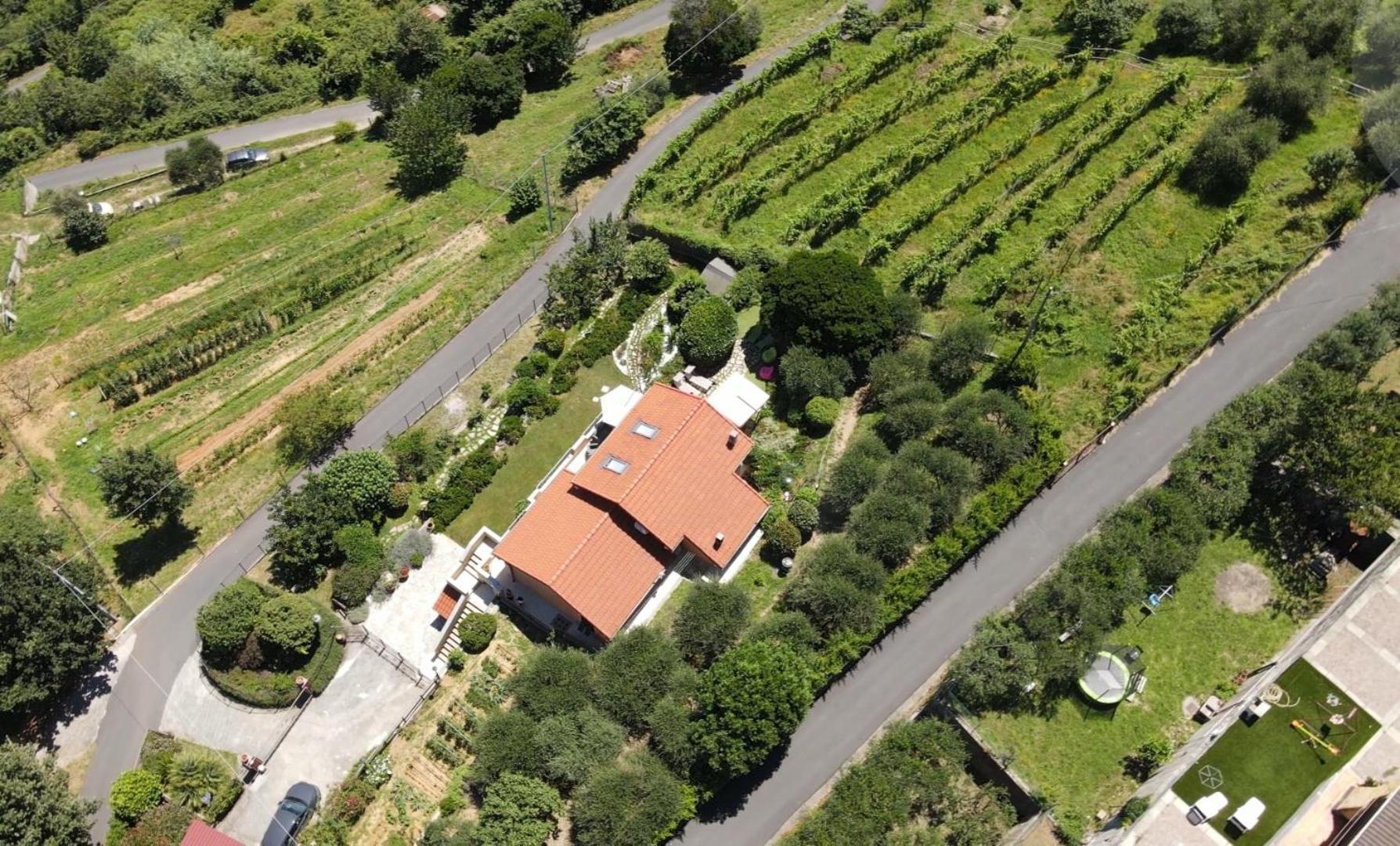 Villa Claudia Quiliano Luaran gambar