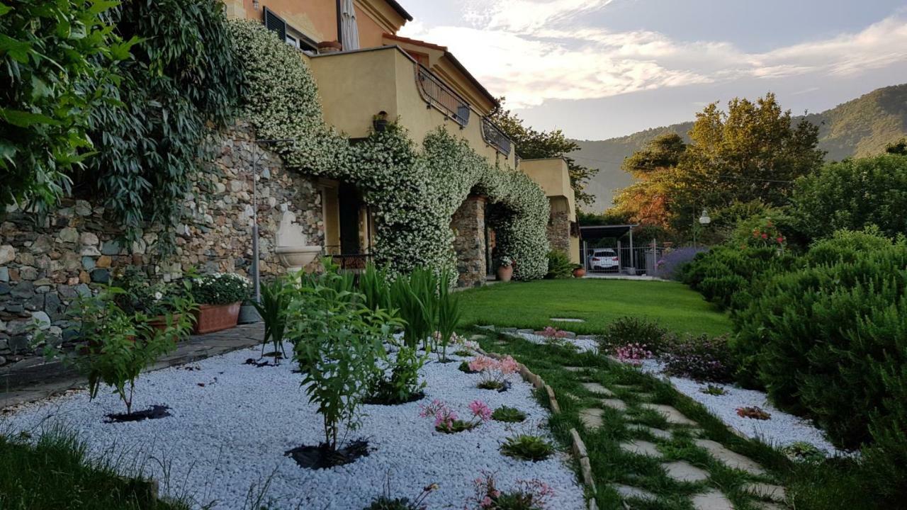 Villa Claudia Quiliano Luaran gambar